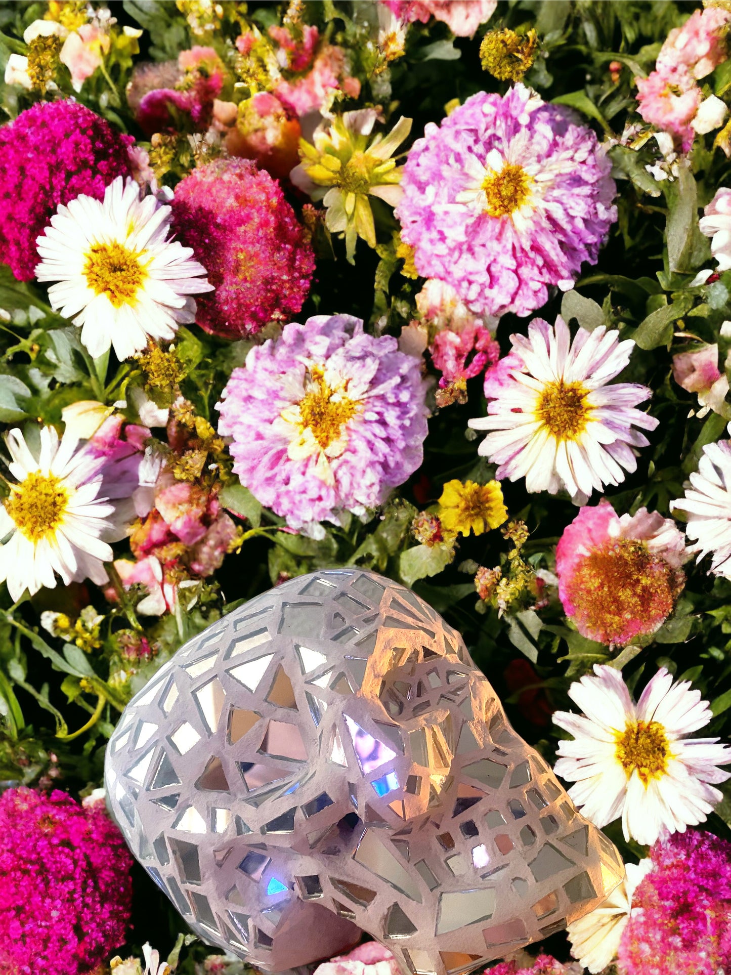Broken Mirrors Skull