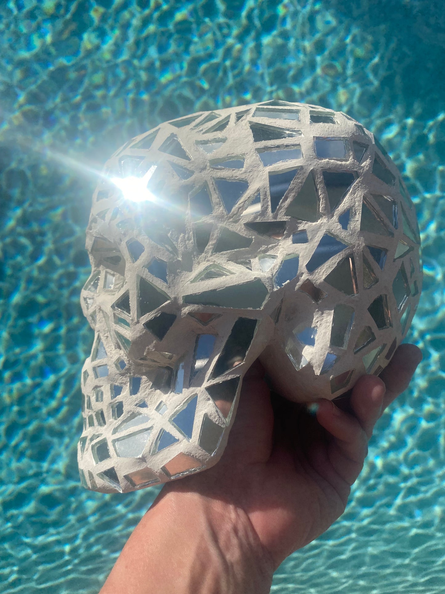 Broken Mirrors Skull